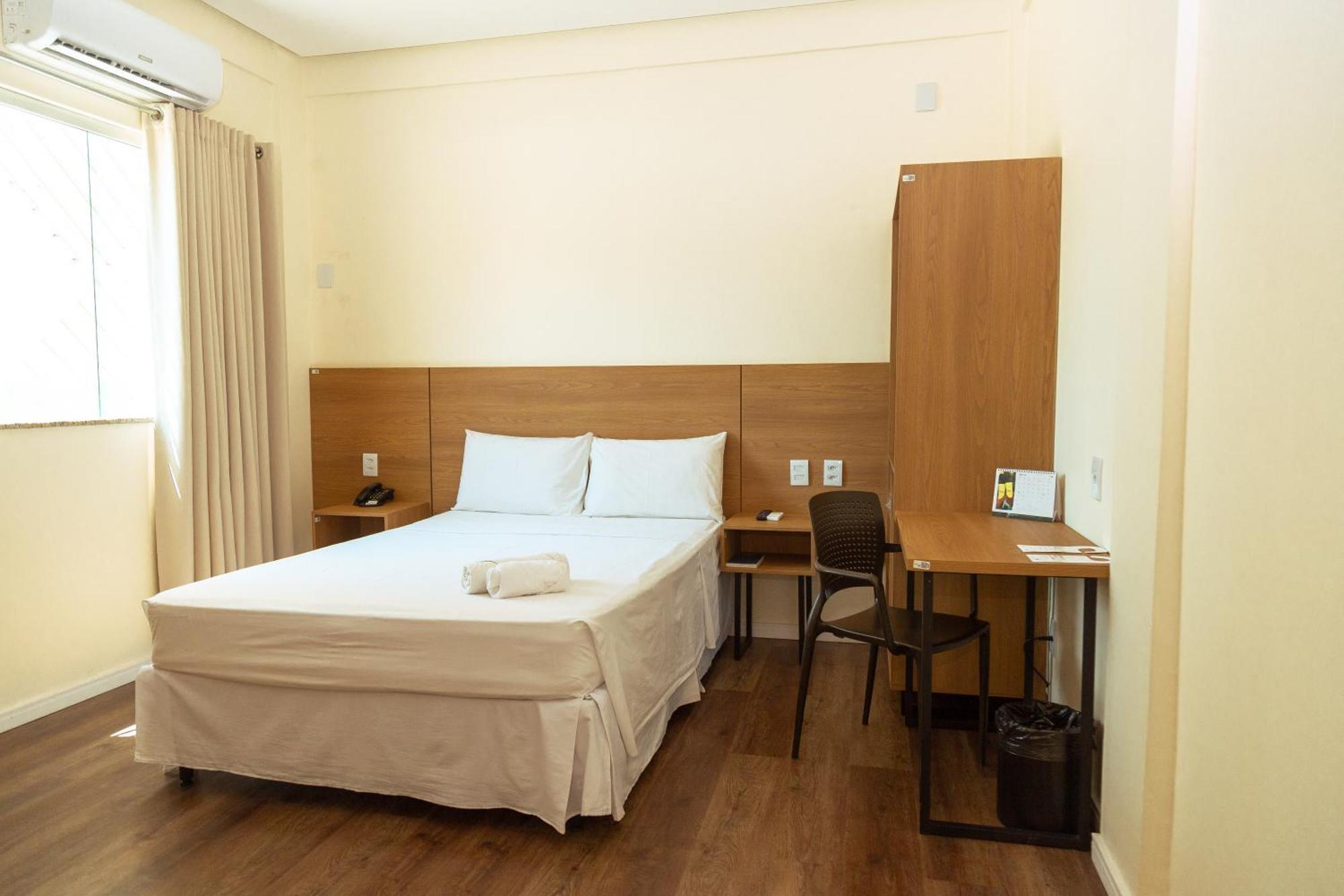 Hotel Equinocios Essential 巴尔卡雷纳 外观 照片
