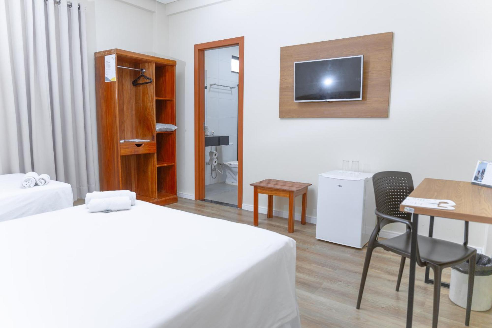 Hotel Equinocios Essential 巴尔卡雷纳 外观 照片